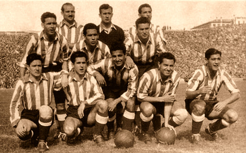 Arriba: Riera, Saso, Aparicio. En medio: Farias, Cuenca, Mencia. Abajo, la delantera de seda: Juncosa, Vidal, Silva, Campos, Escudero.